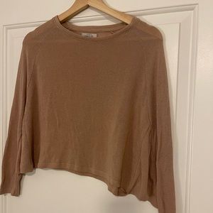 Beige crop long sleeve top